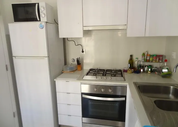 Black&white - Entrecampos Lägenhet